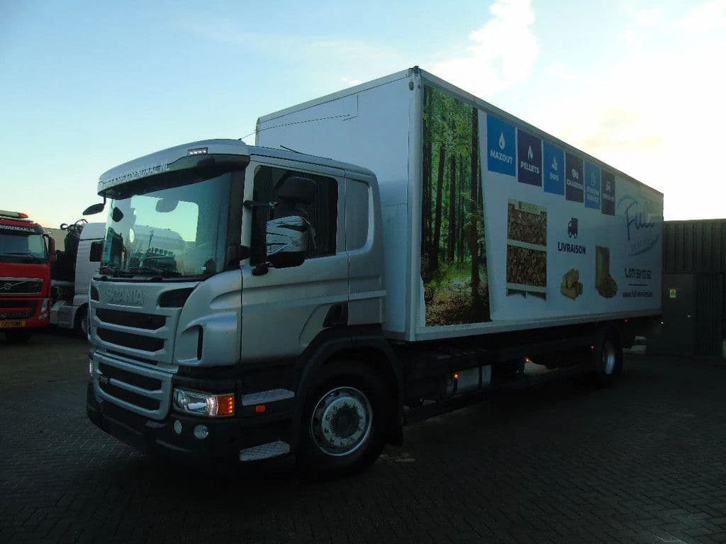 Scania P 310 Caja Cerrada